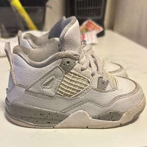 Jordan 4 Retro